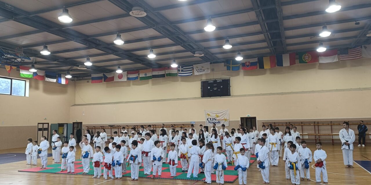 https://www.cusnapoli.it/new/wp-content/uploads/2024/12/2024_12_15-Karate-sotto-lalbero-48-1280x640.jpeg